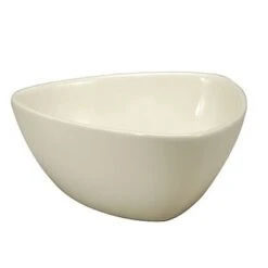 Buffalo F9000000764 Cream White NR 12.25 Oz. Triangle Bowl - 36 / CS